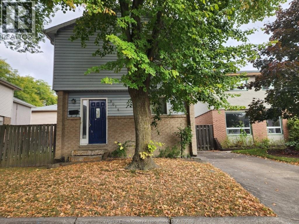 9014 Copperfield Ct, Windsor, ON N8S 4H3