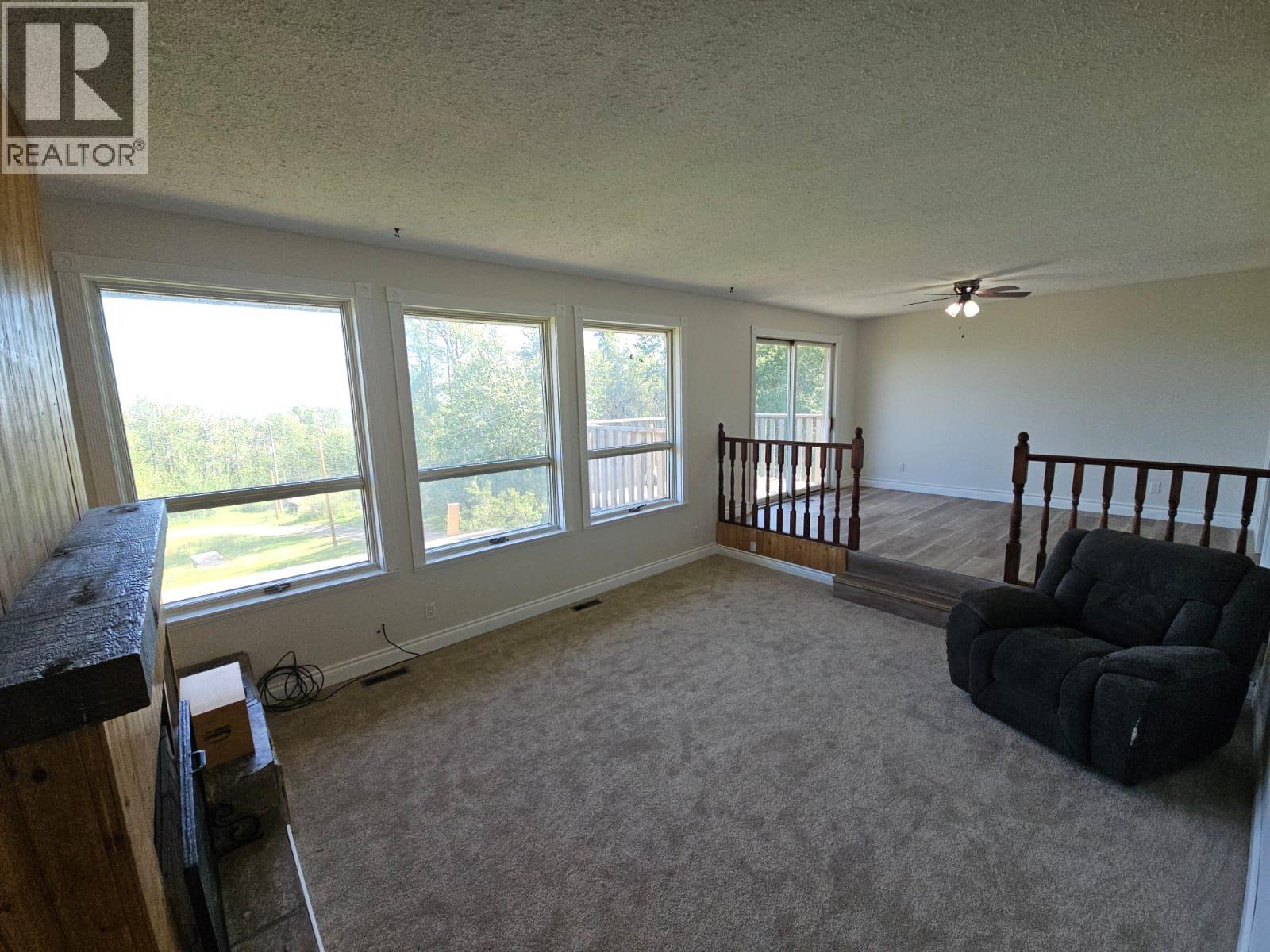 3511 Spruce Rd, Chetwynd, BC V0C 1J0
