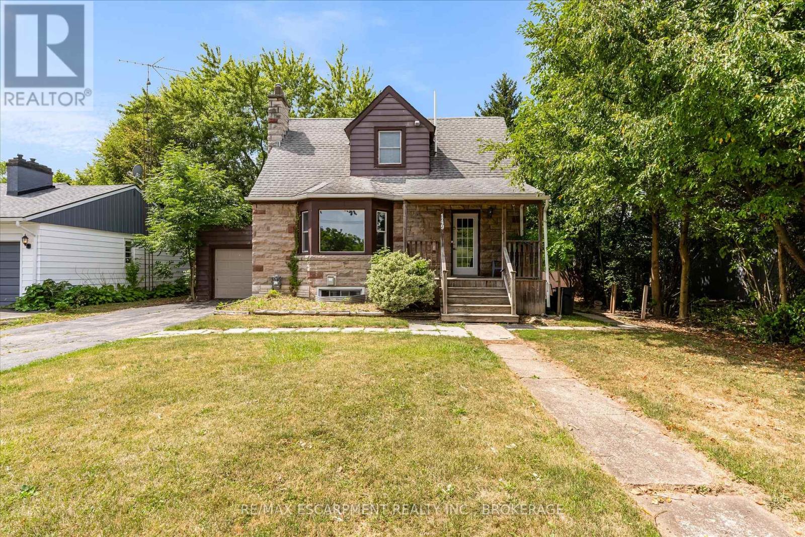 149 First Ave, Welland, ON L3C 1Y3