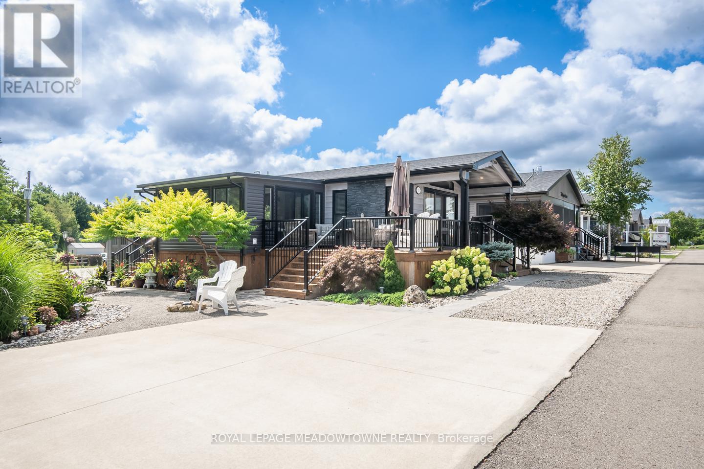 12 Poplar Unit 4449 Milburough Line, Burlington, ON L7P 0C5