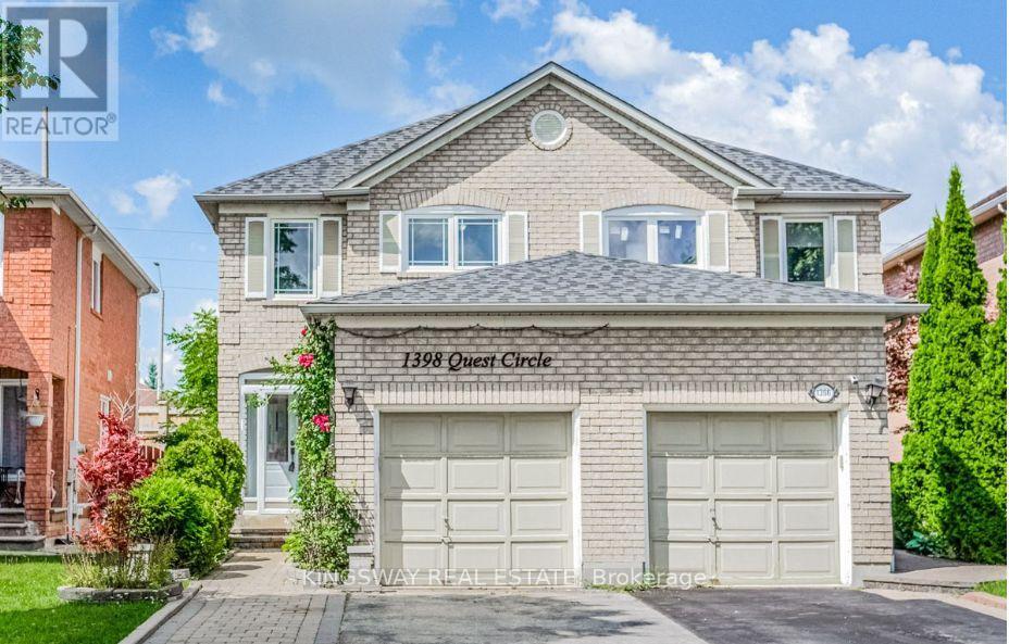 1398 Quest Cir, Mississauga, ON L5N 8B5