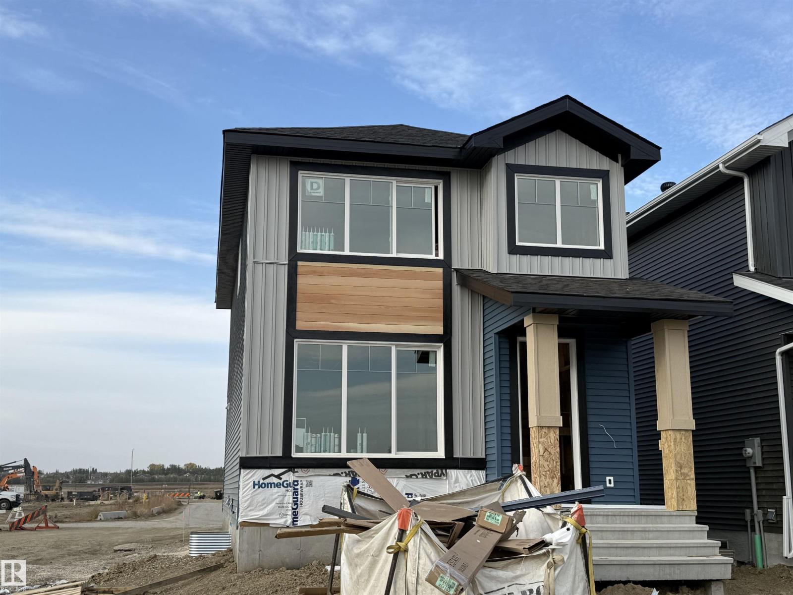 43 Rosa Cr, St. Albert, AB T8N 8B7