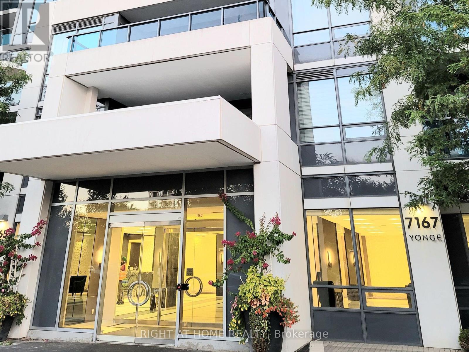 1007 7167 Yonge St, Markham, ON L3T 0E1