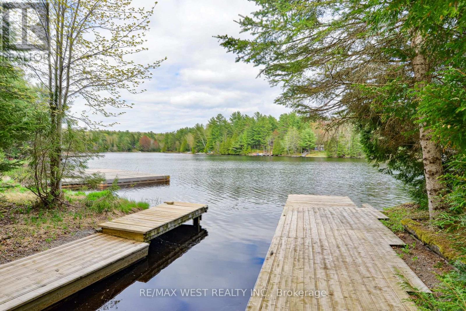 1 1162 Burlmarie Rd, Lake of Bays, ON P0B 1A0
