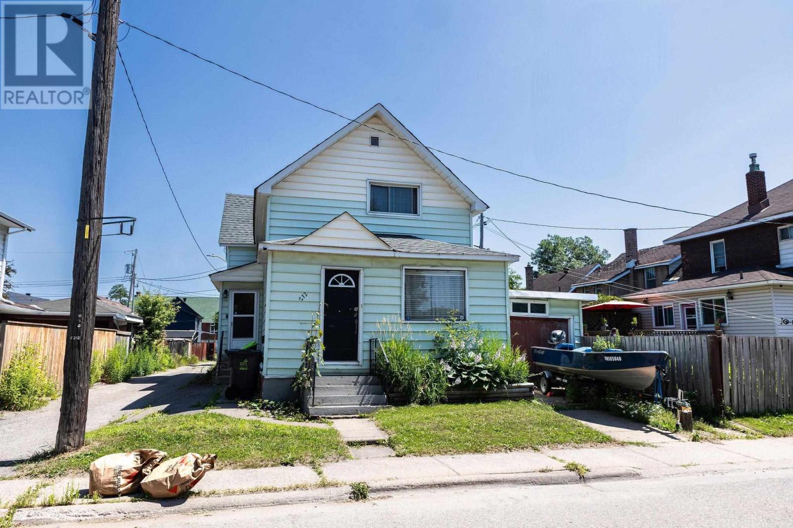 212 Hudson St, Sault Ste. Marie, ON P6A 1T5