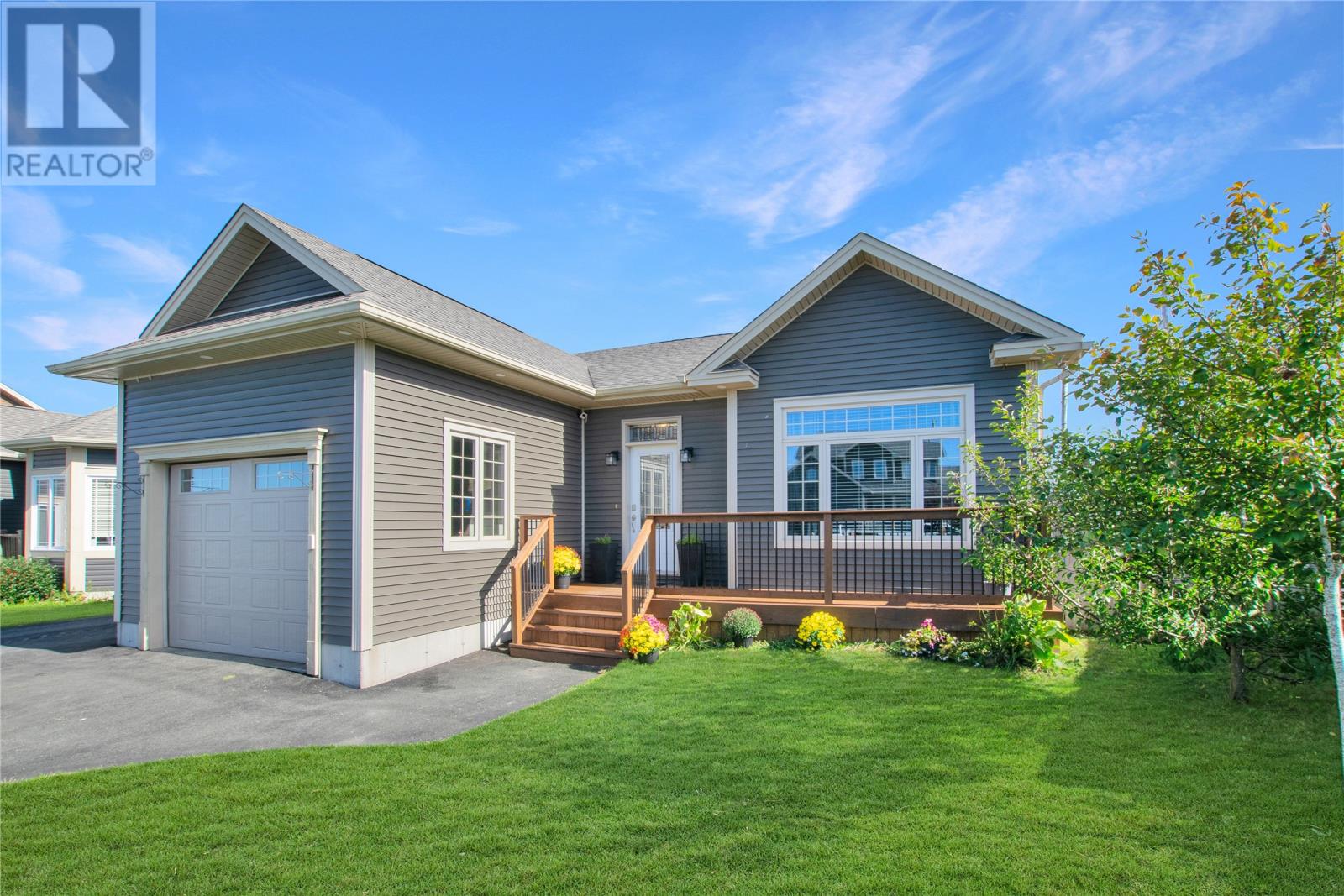19 Douglas St, St. John's, NL A1H 0J8