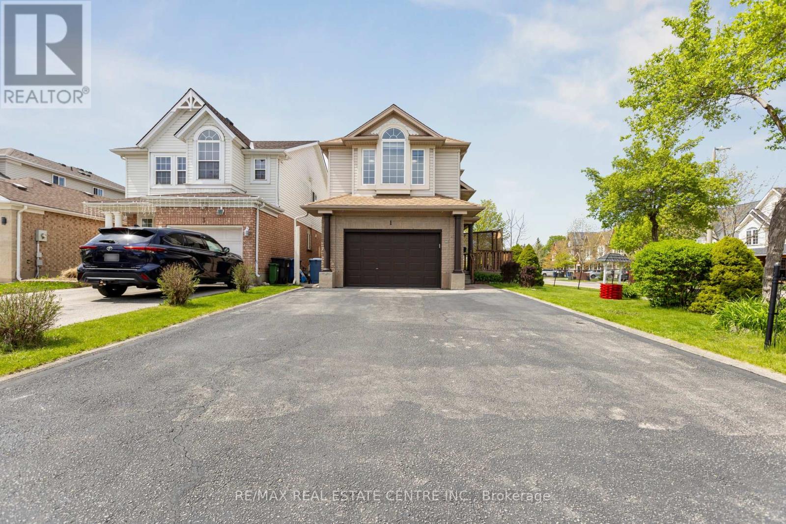 1 Silversmith Ct, Guelph Kortright West, ON N1G 5C1