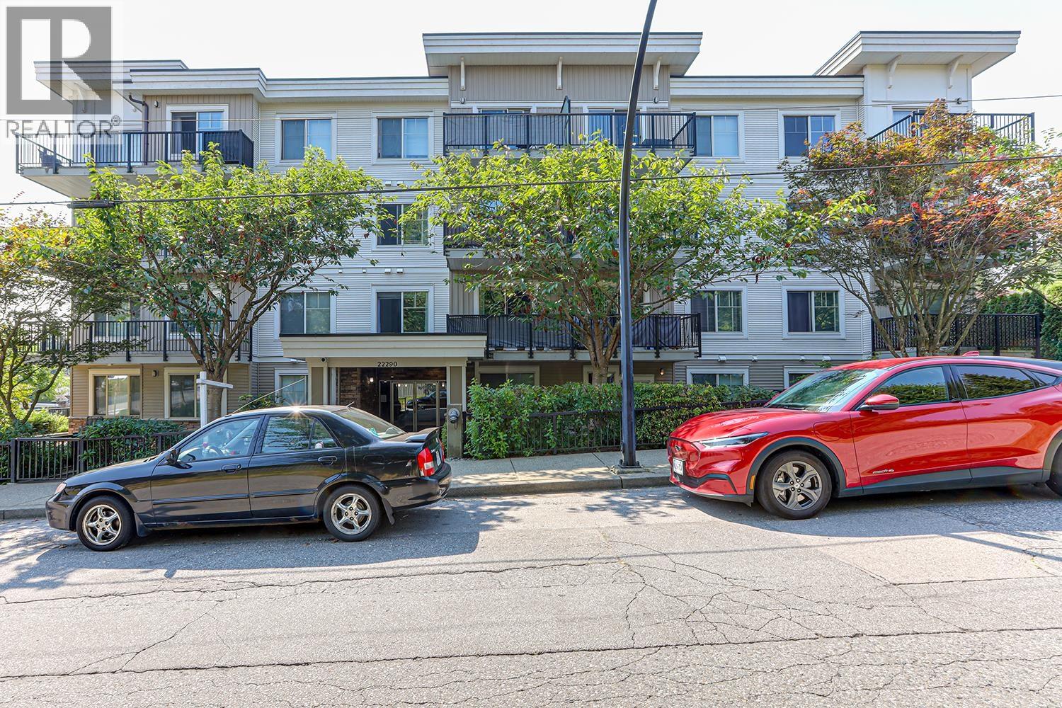 22290 N Avenue Unit 307, Maple Ridge, BC V2X 8Z8