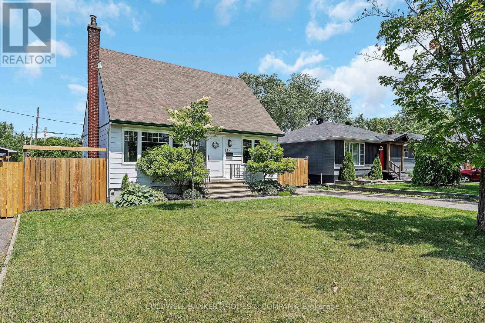 353 Spartan Ave, Ottawa, ON K1K 1J6