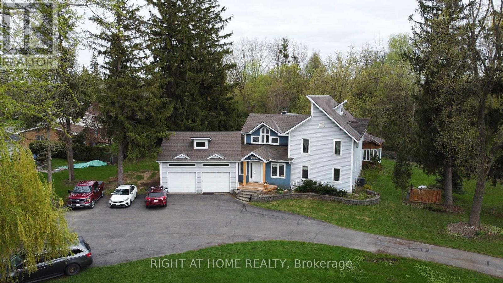 3208 Richmond Rd, Ottawa, ON K2H 5B6