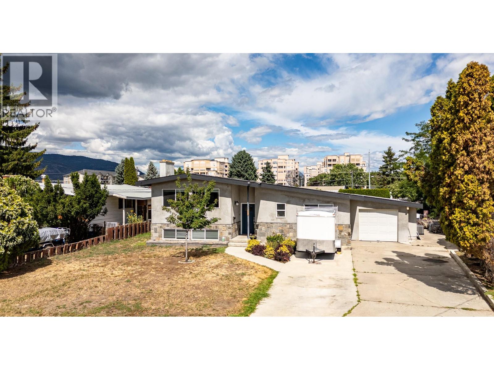 117 Mcculloch Dr, Penticton, BC V2A 3P6
