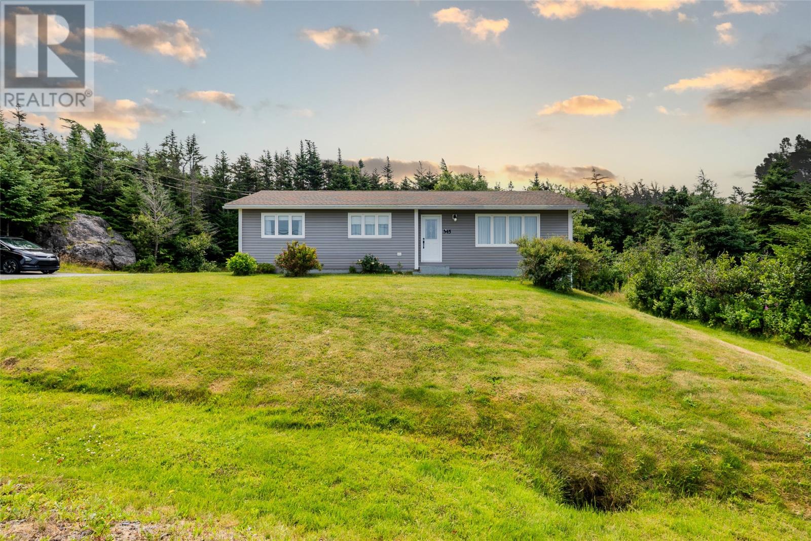 545-547 Conception Bay Hwy, Holyrood, NL A0A 2R0