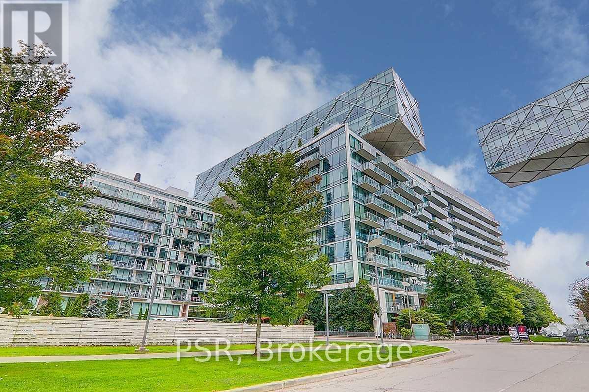 1211 39 Queens Quay E, Toronto, ON M5E 0A5