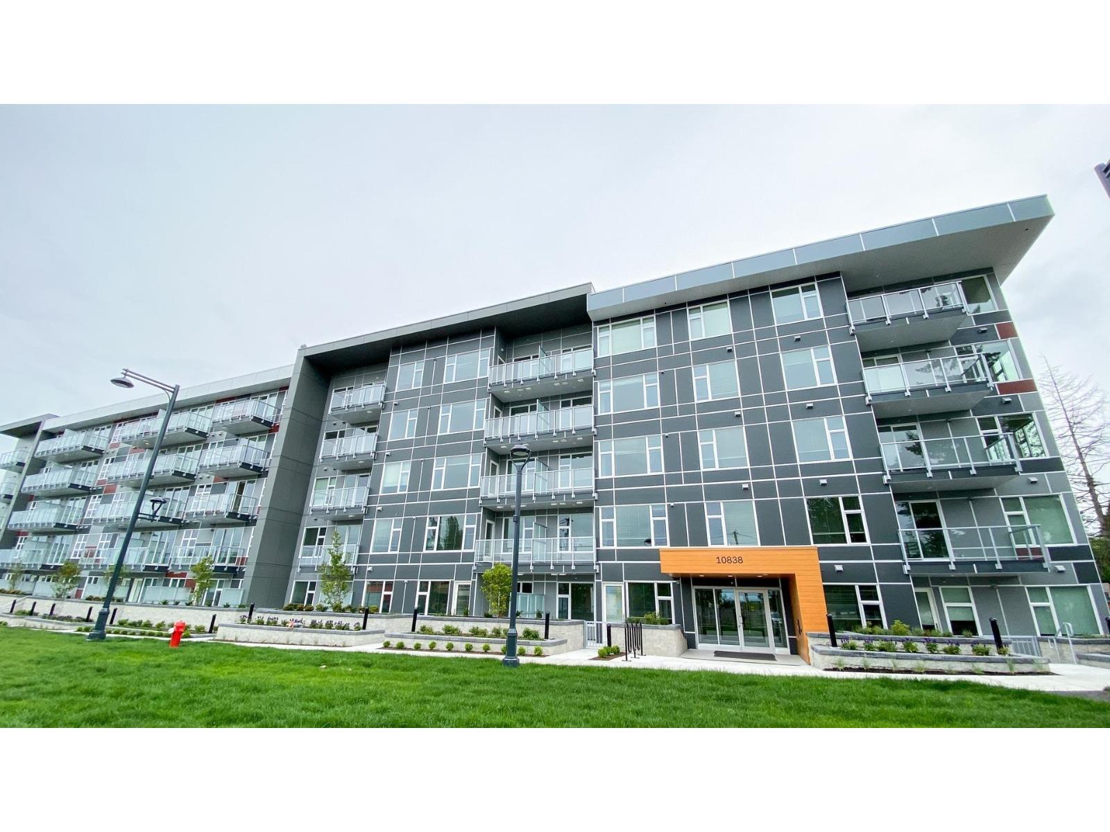 10838 Whalley Boulevard Unit 516, Surrey, BC V3R 0G8