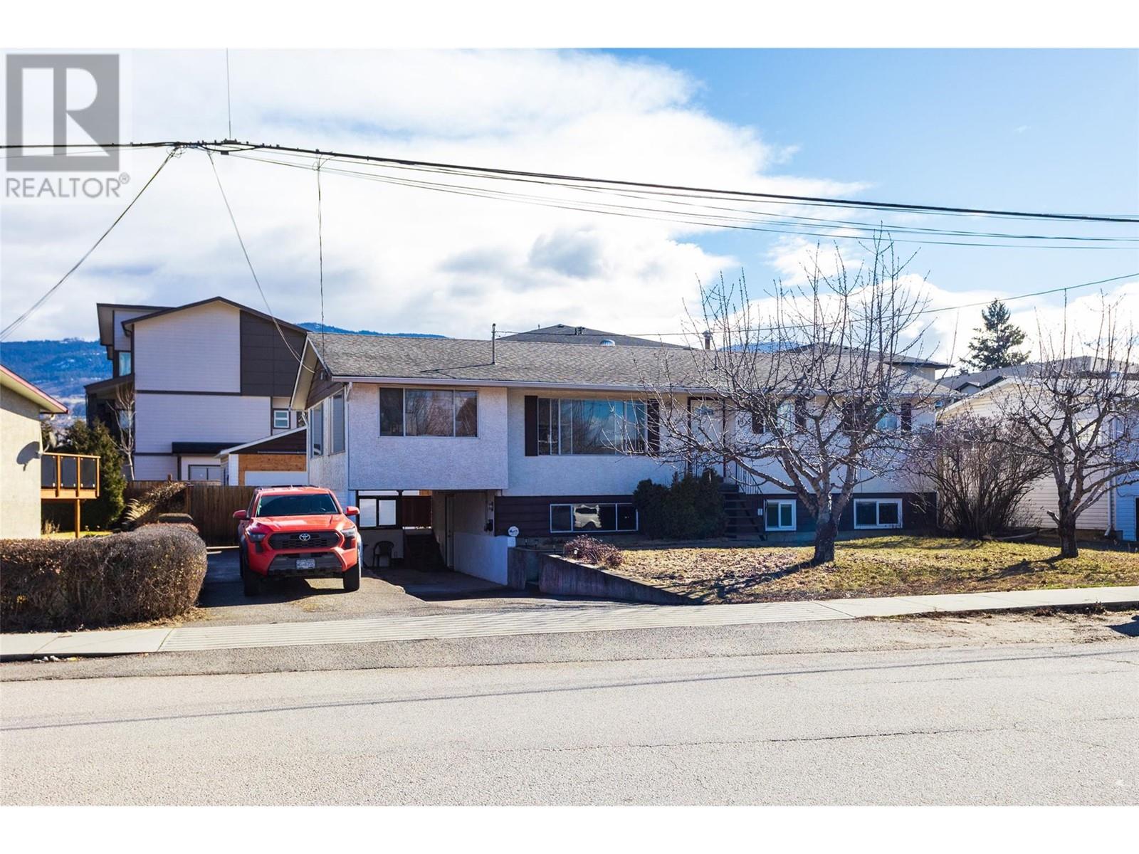 1335 Aldon Rd, Kelowna, BC V1X 5A1