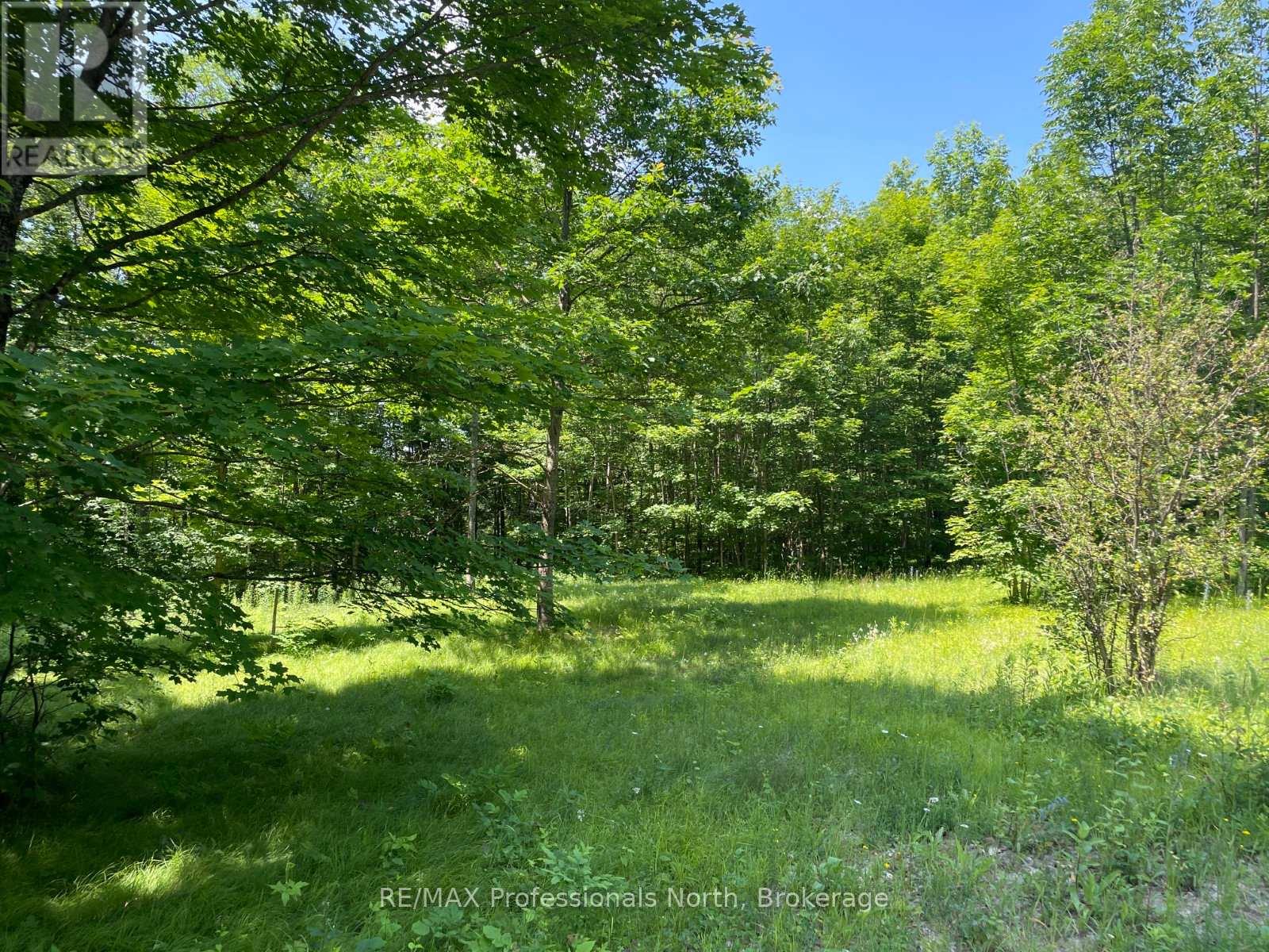 0 Glamor Lake Rd, Highlands East, ON K0M 1R0