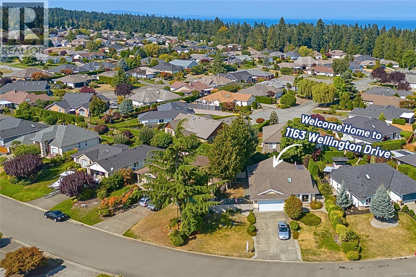 1163 Wellington Dr, Qualicum Beach, BC V9K 2H6