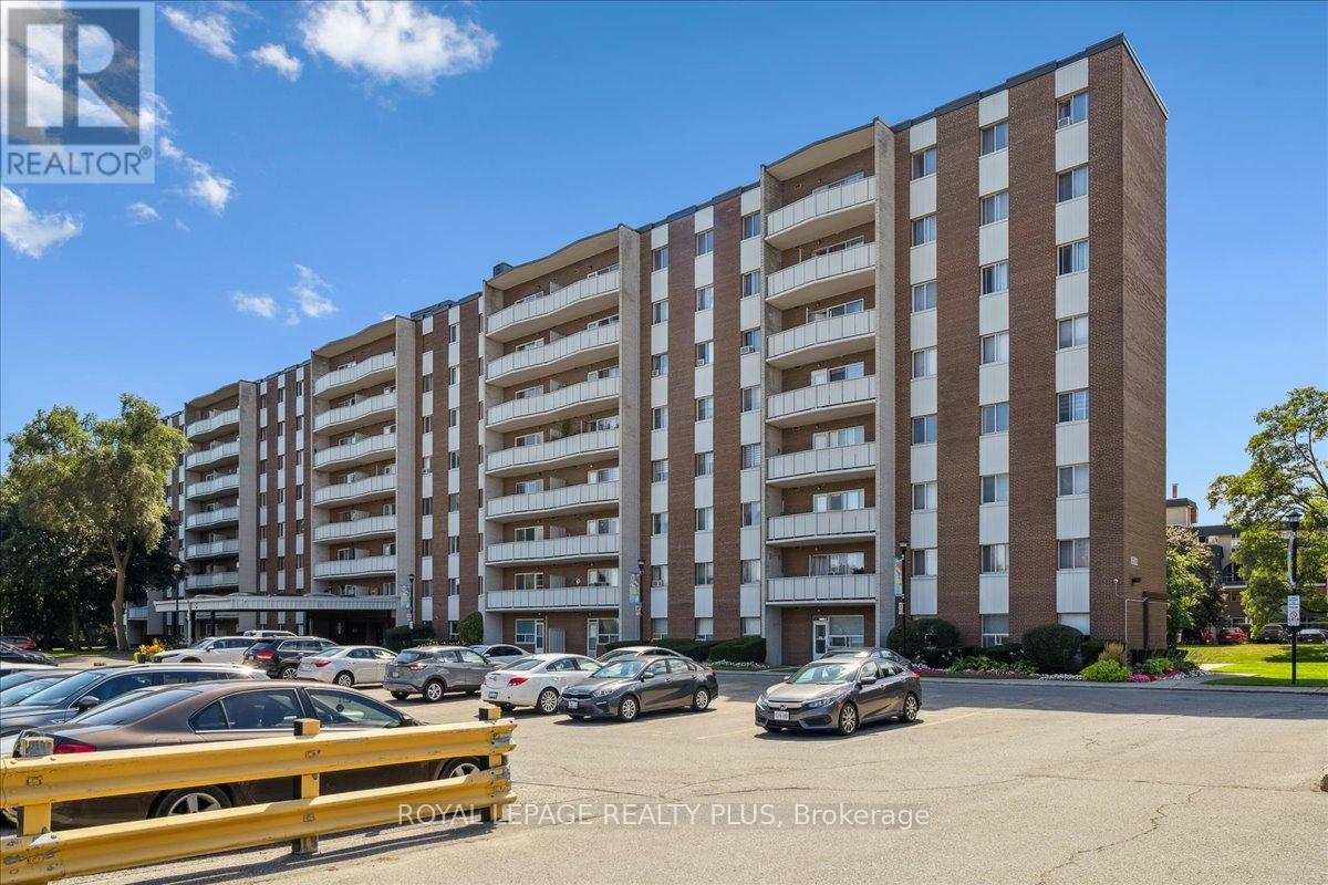 102 1660 Bloor St E, Mississauga Applewood, ON L4X 1R9