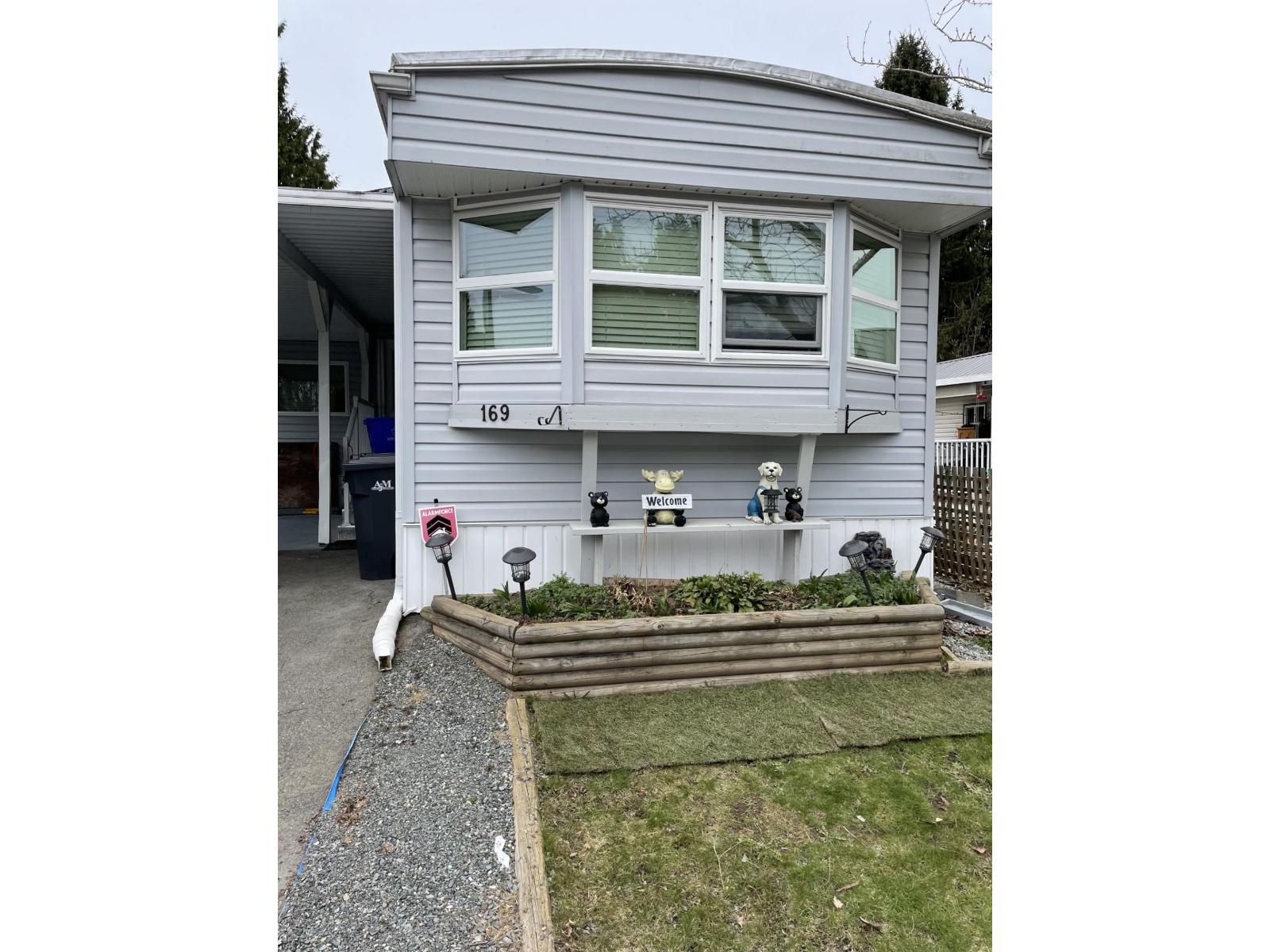 7790 King George Boulevard Unit 169, Surrey, BC V3W 5Y4