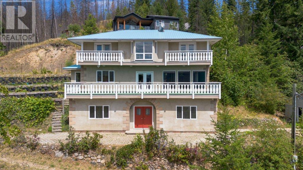 5245 Chasey Rd, Celista, BC V0E 1M6