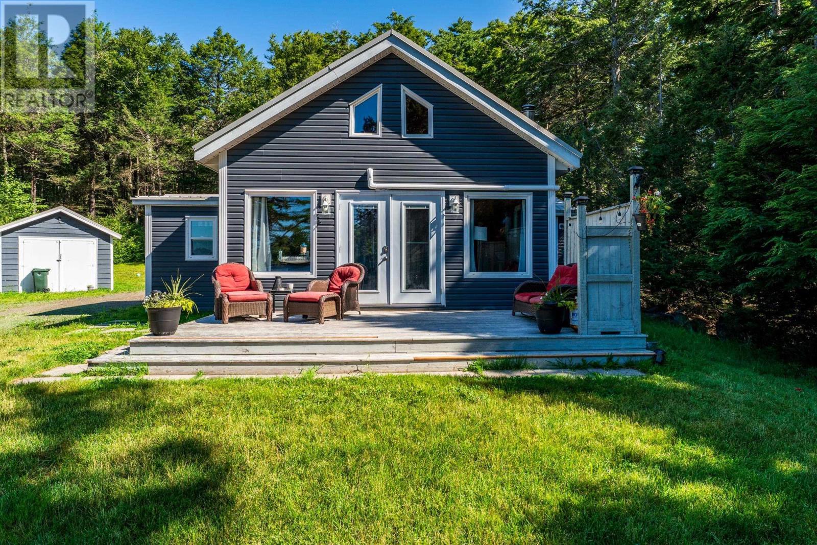 412 Double Lake Rd, Digby, NS B0W 1H0