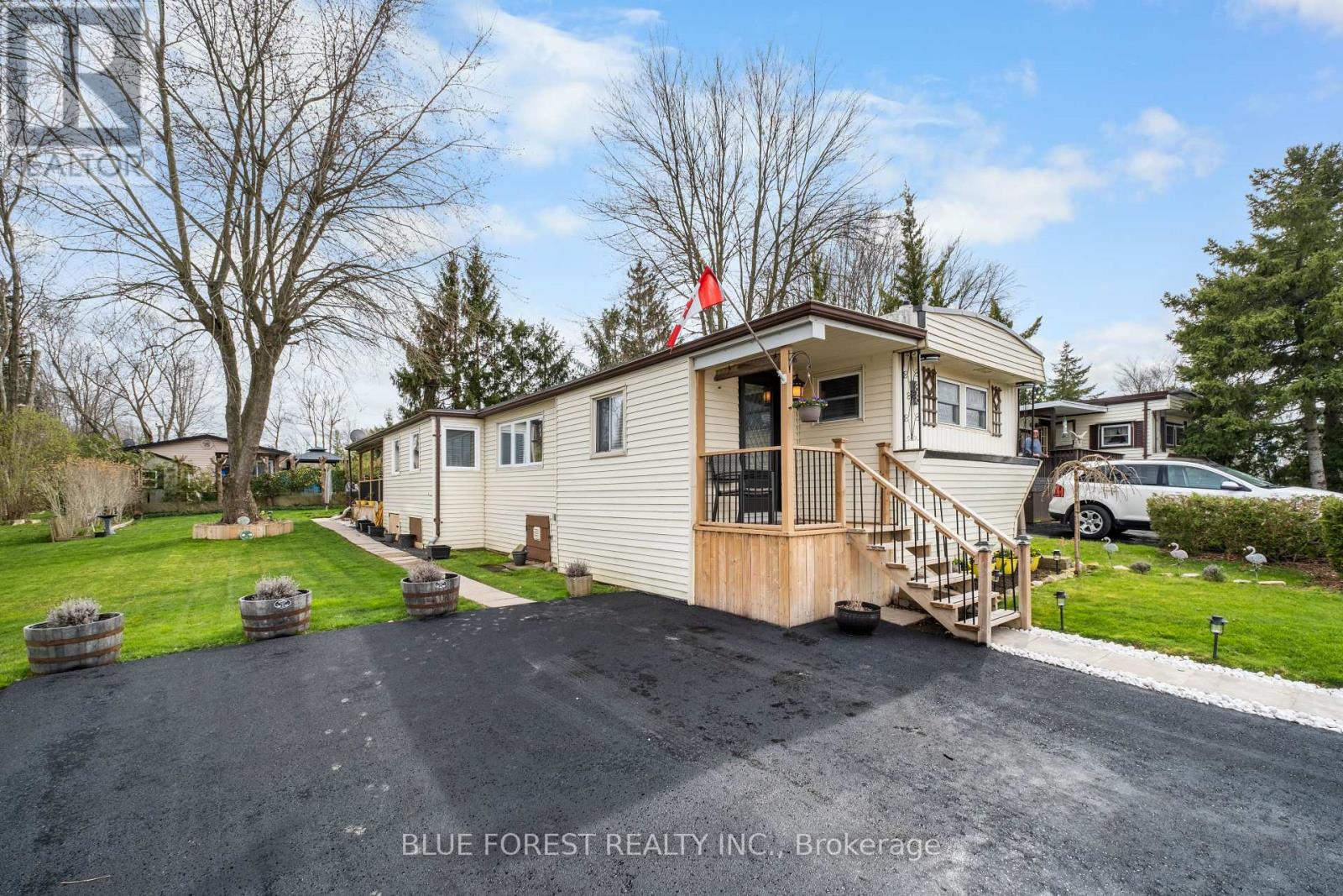 88 3100 Dorchester Rd, Thames Centre, ON N0L 1G5