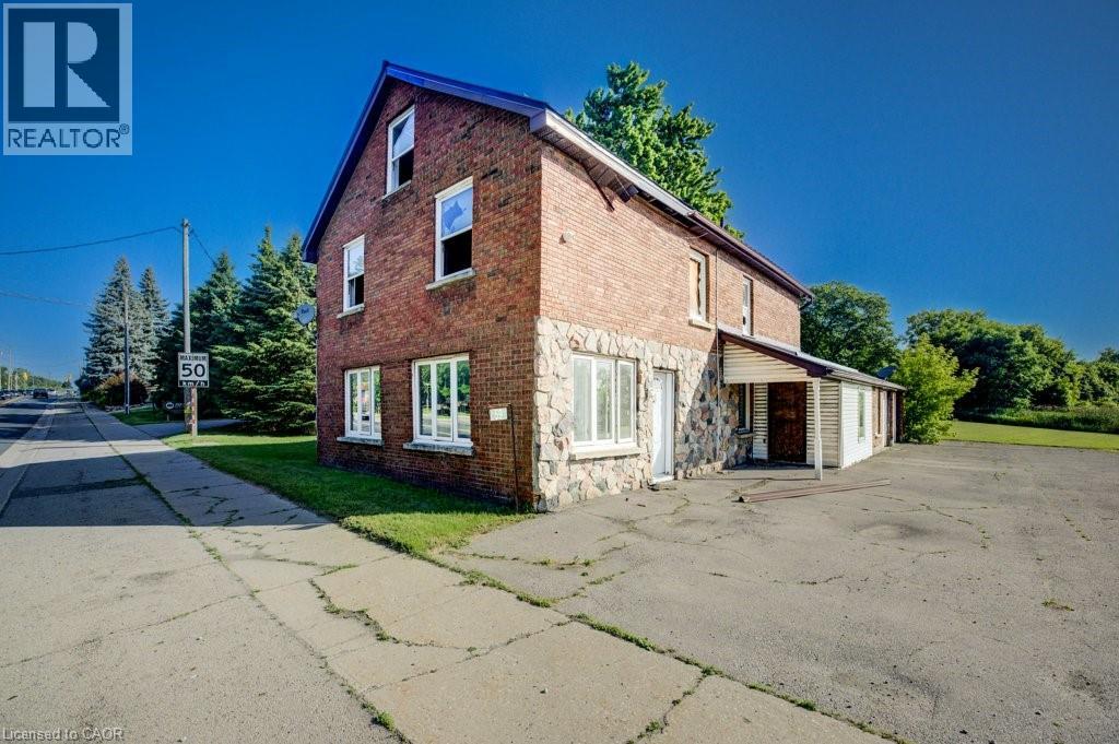 59 Queen St, Puslinch, ON N0B 2C0