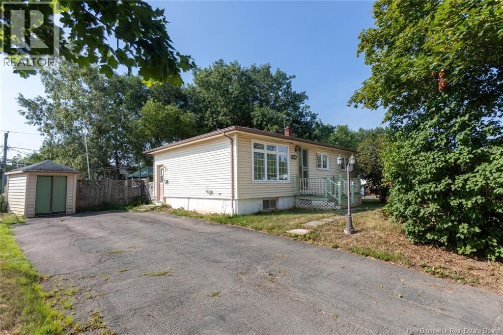 263 Whitepine, Riverview, NB E1B 2X2