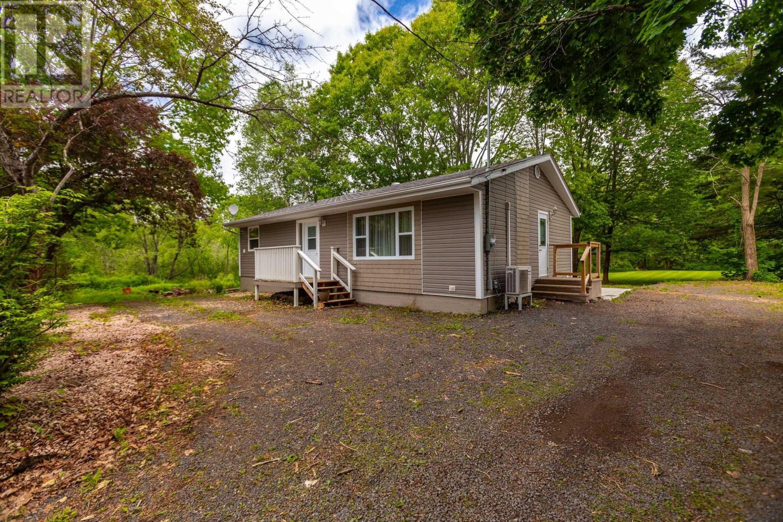30 Dodge Road Ext, South Farmington, NS B0P 1W0