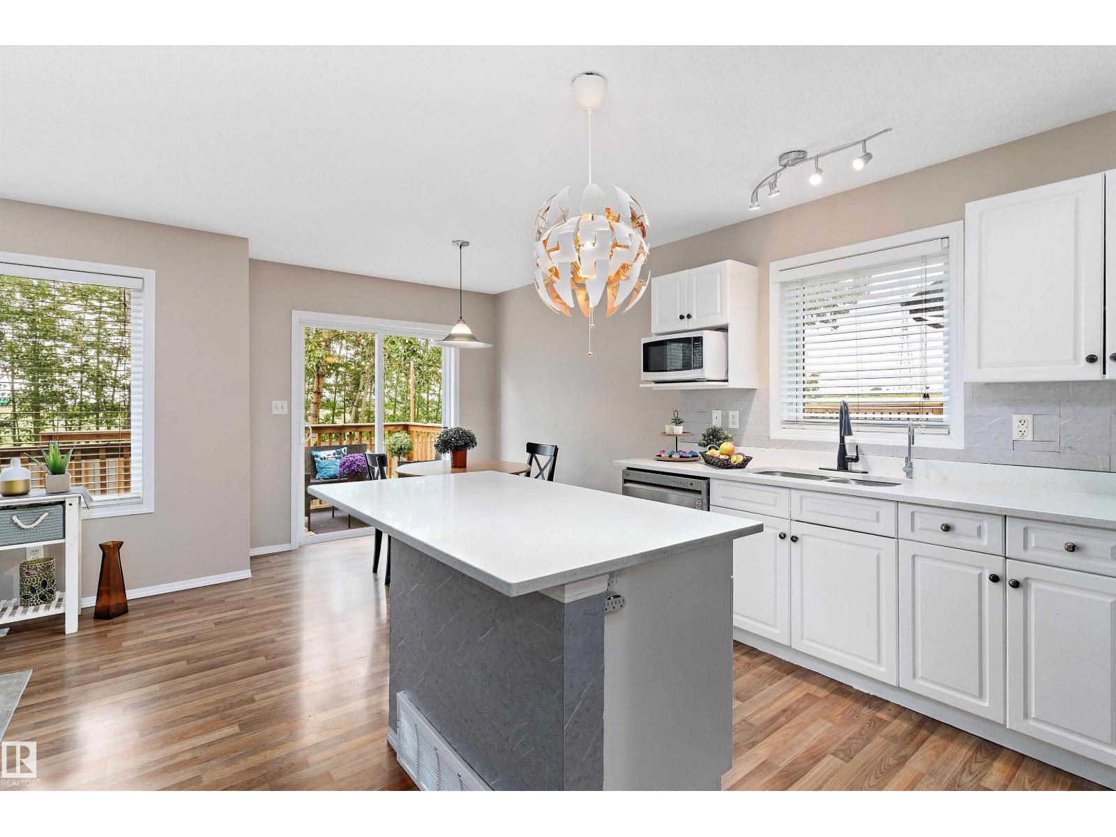 1 Av Sw Unit 6232 #a, Edmonton, AB T6X 0C1