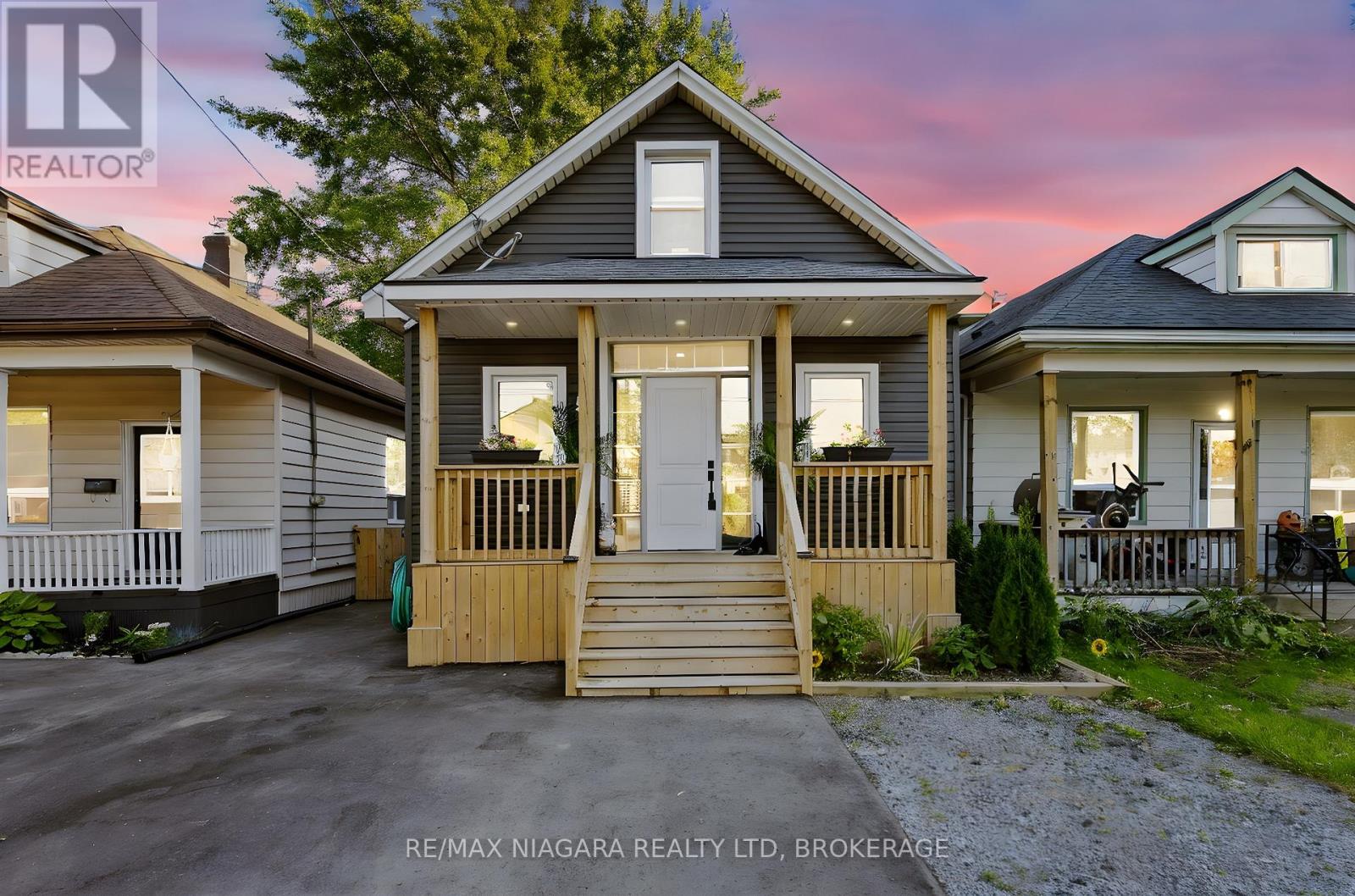 5 Cady St, Welland, ON L3B 4B7