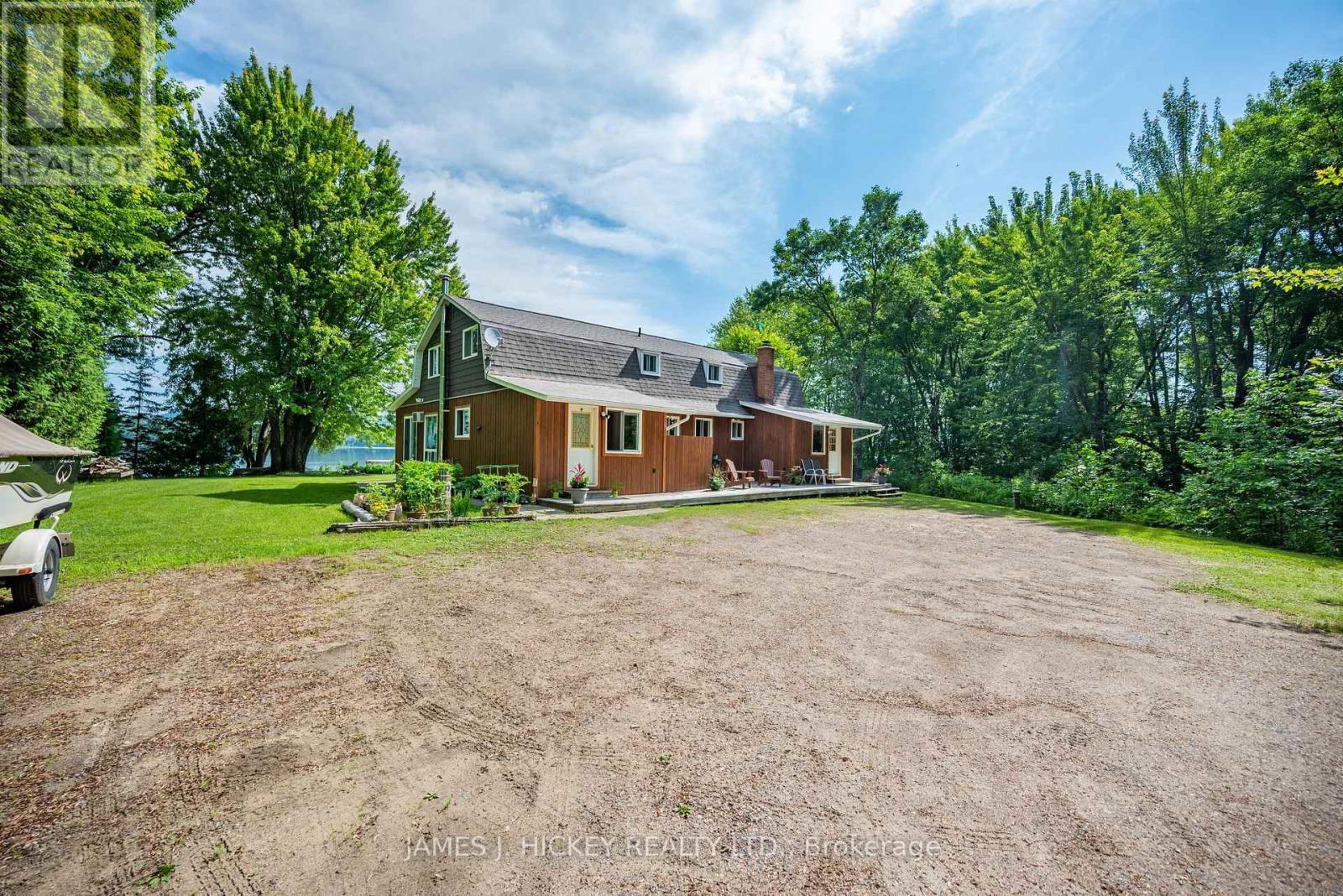 419 Devlin Ln, Laurentian Hills, ON K0J 1P0