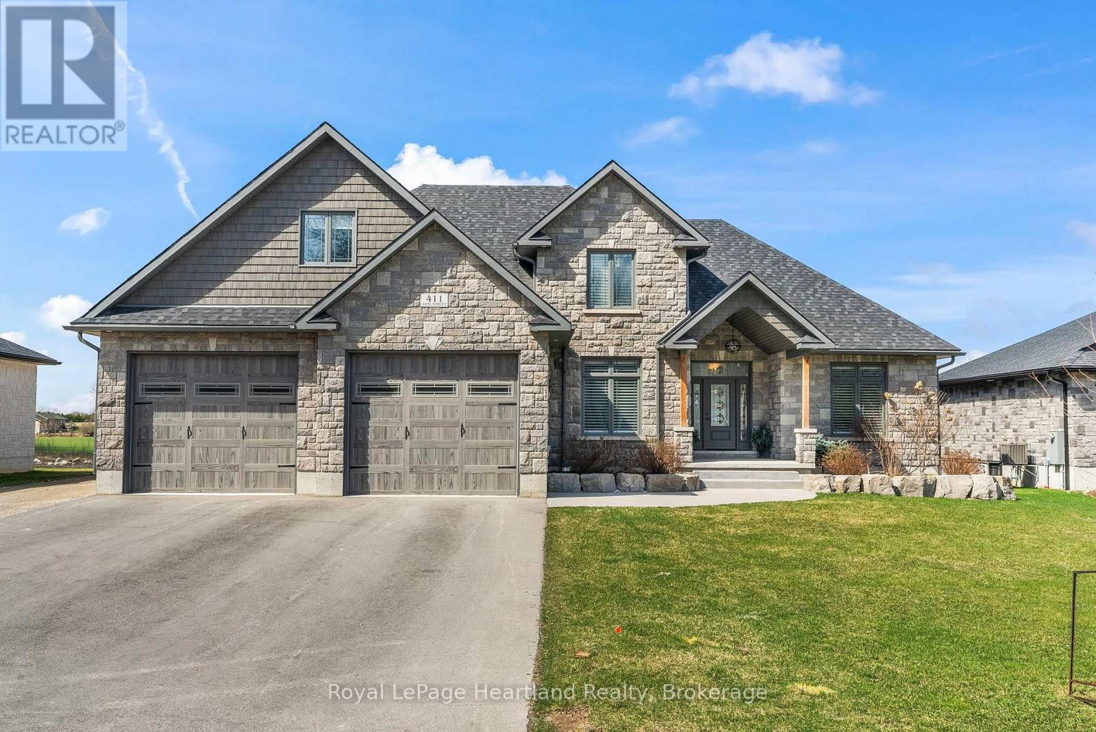 411 Jane St, Minto, ON N0G 2P0