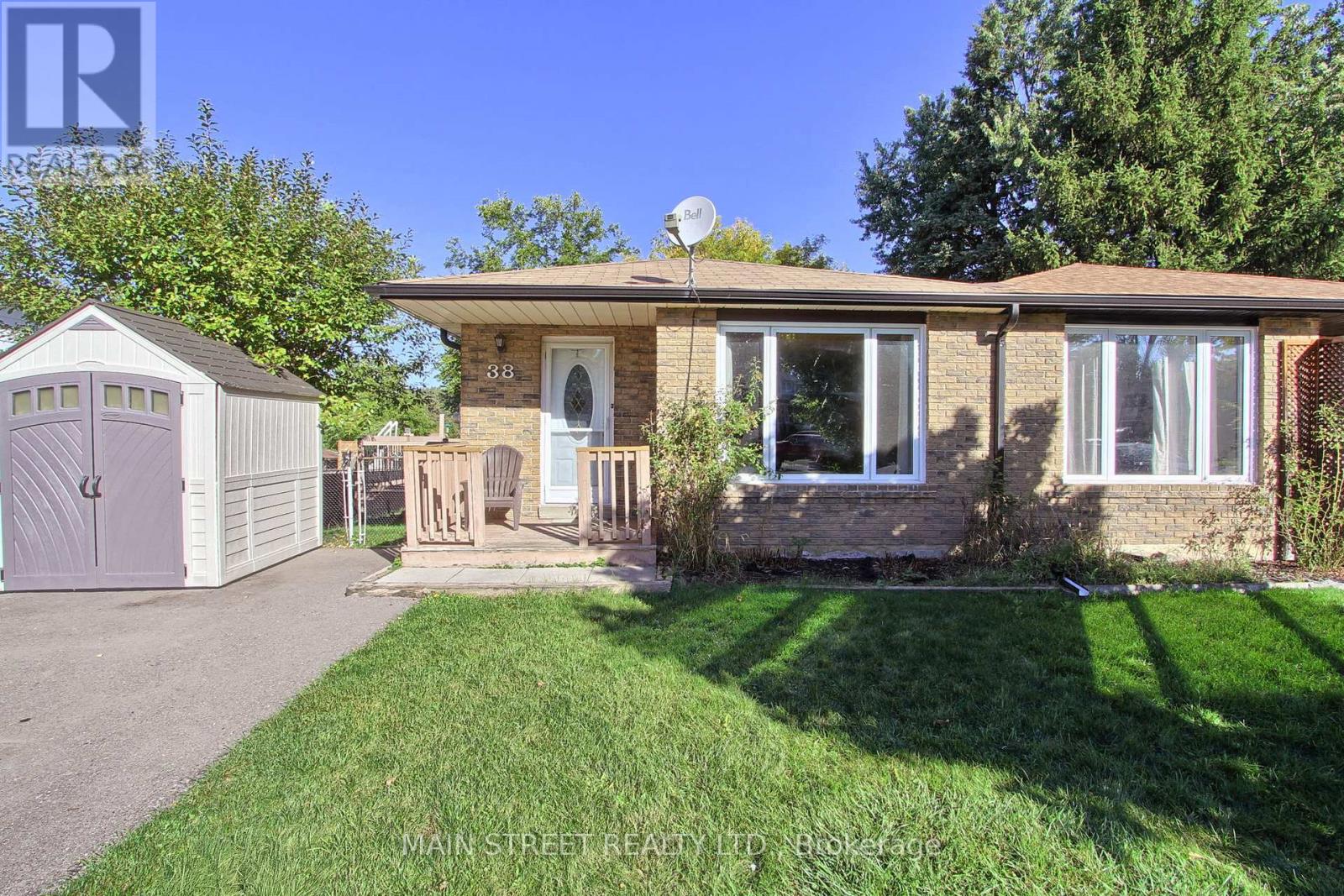 38 Smyth Cres, New Tecumseth, ON L0G 1A0