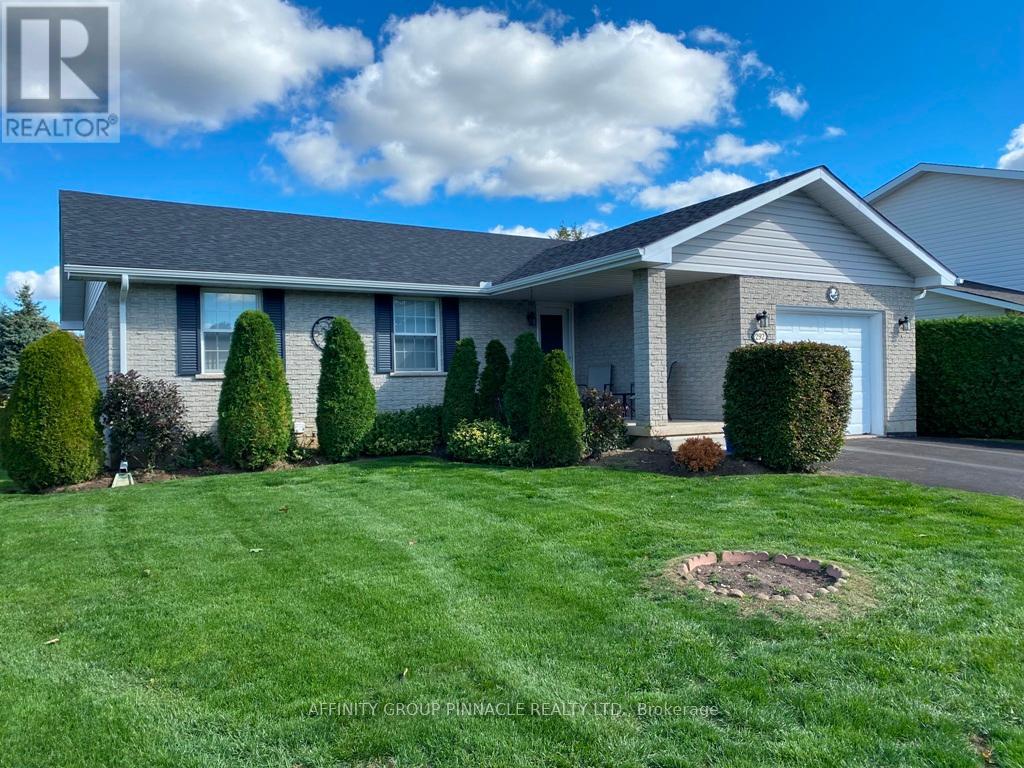 292 Victoria Ave N, Kawartha Lakes, ON K9V 6A8