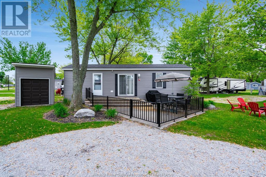 981 County Rd 2 Unit 522, Lakeshore, ON N0R 1A0