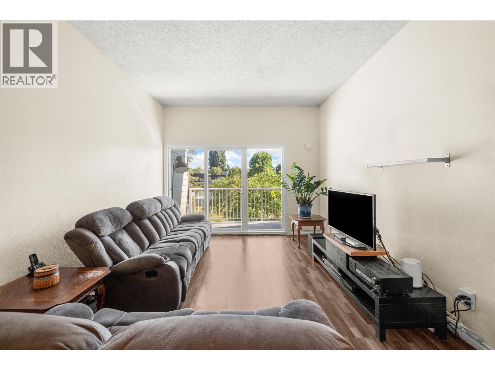 3451 Springfield Drive Unit 312, Richmond, BC V7E 1Z2