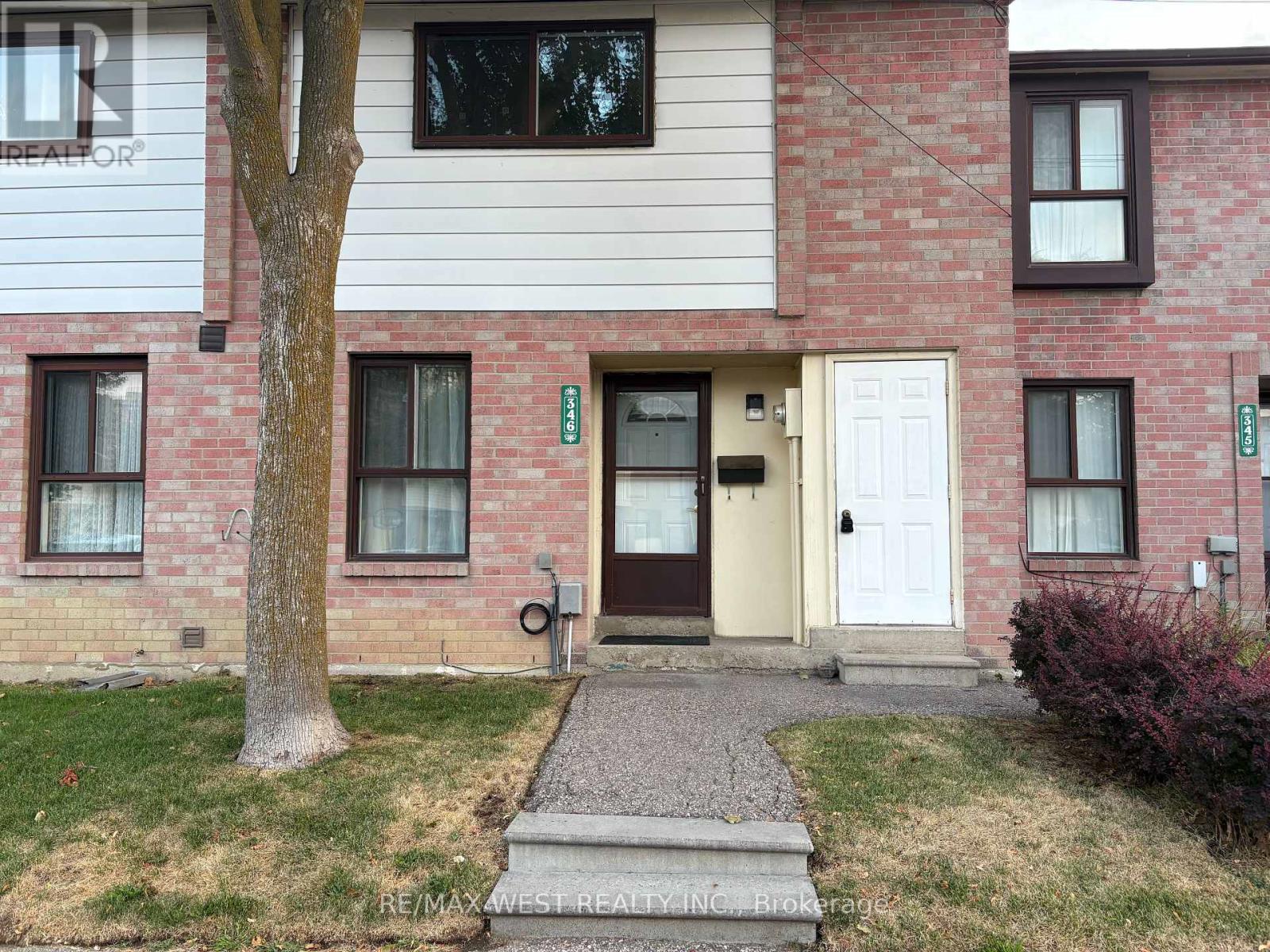 346 Fleetwood Cres, Brampton, ON L6T 2E5