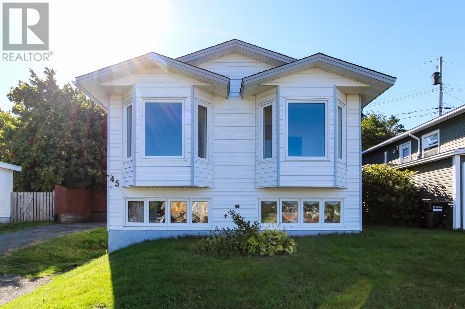 45 Neptune Rd, St. John's, NL A1B 5A2