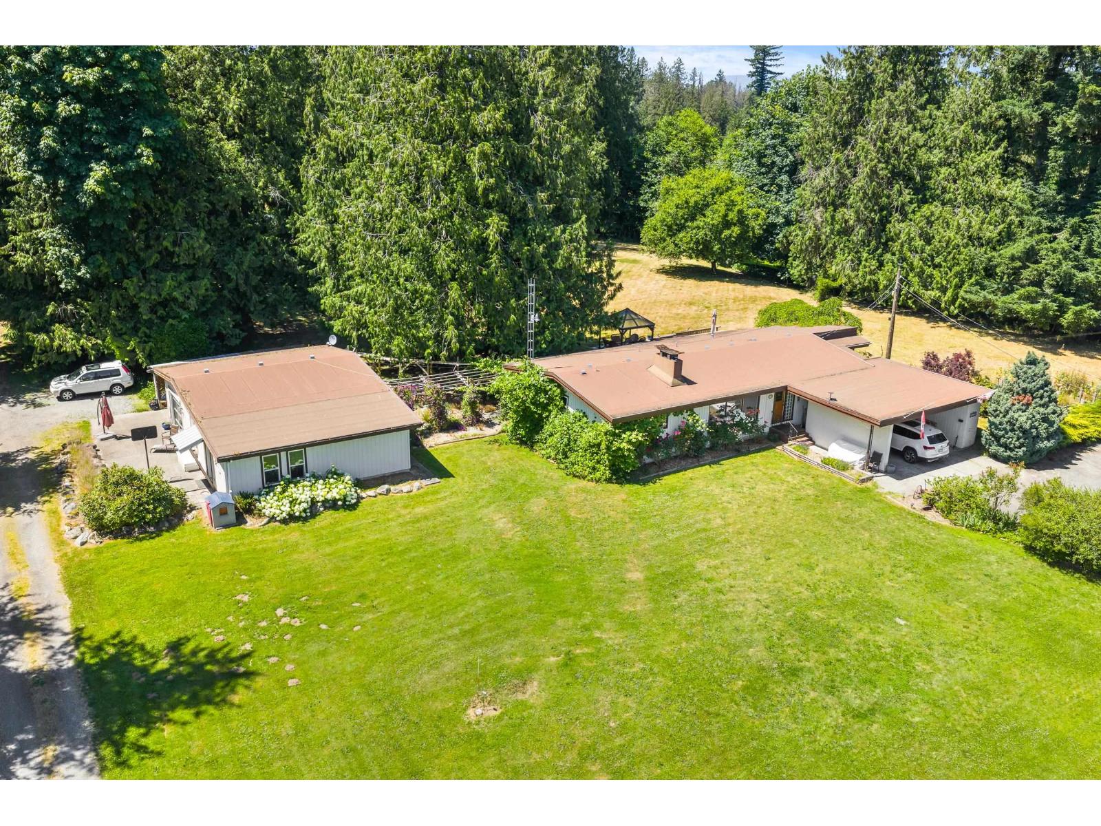 3759 Bradner Rd, Abbotsford, BC V4X 1M9