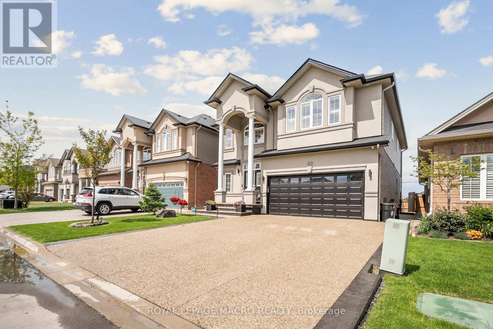80 Bellroyal Cres, Hamilton, ON L8J 0E9