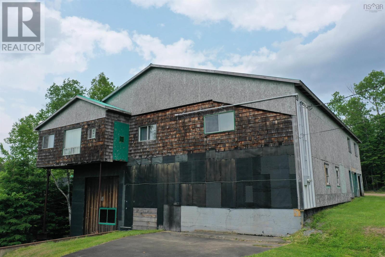 6185 Highway 4, New Glasgow, NS B2H 5C4