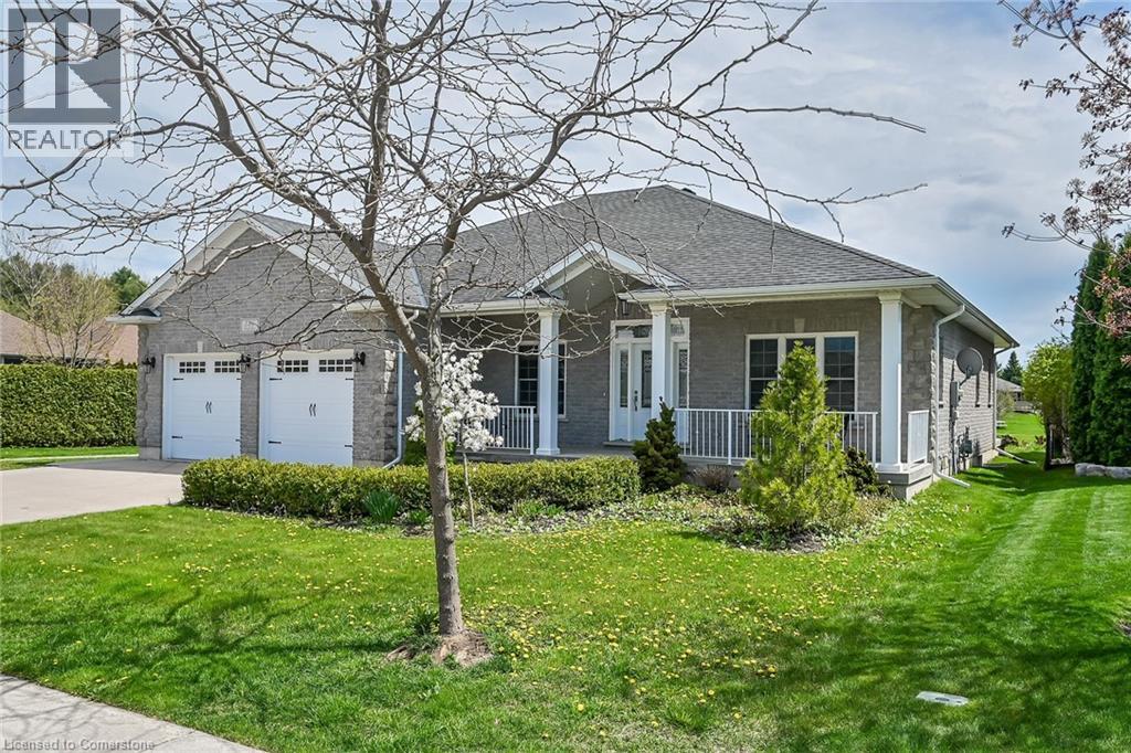 186 Donjon Blvd, Port Dover, ON N0A 1N7