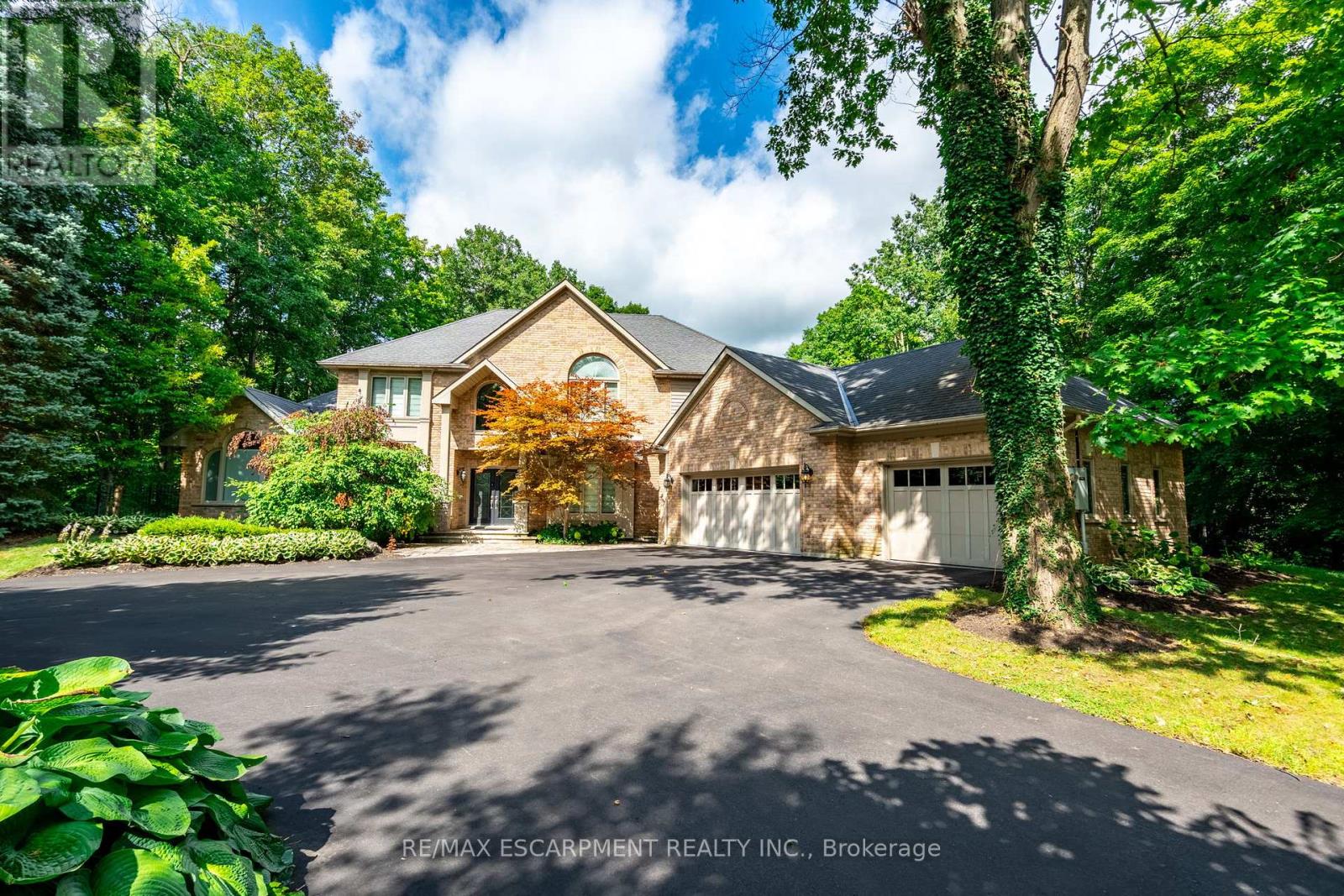 26 Parkshore Pl, Hamilton, ON L0R 1H1