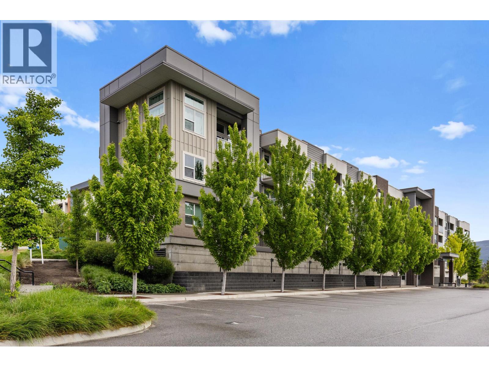 695 Academy Way Unit 105 Way, Kelowna, BC V1V 0C7