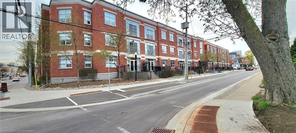 165 Duke Street E Unit 202, Kitchener, ON N2H 6T8