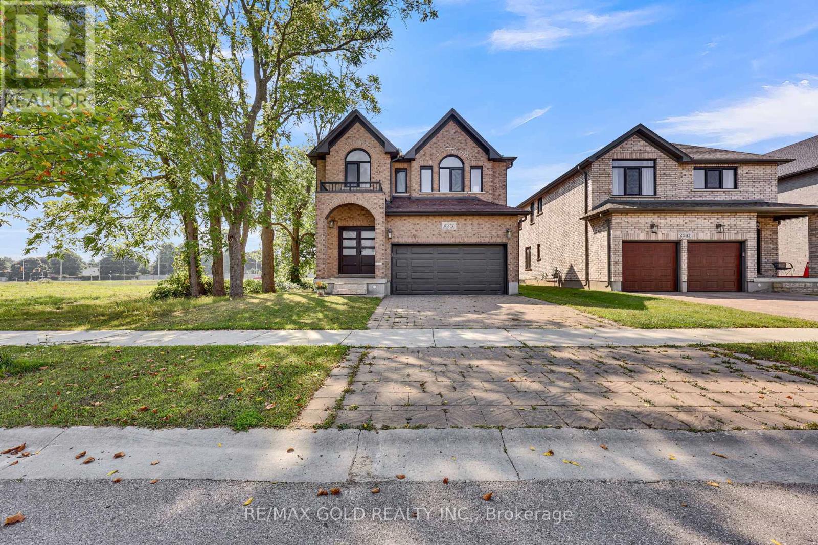 2577 Tokala Trl, London, ON N6G 5B4
