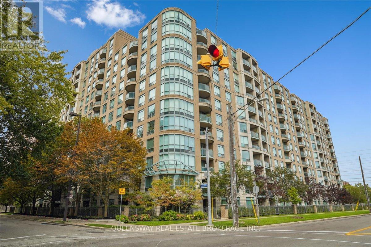 200 28 Pemberton Ave, Toronto Newtonbrook East, ON M2M 4L1