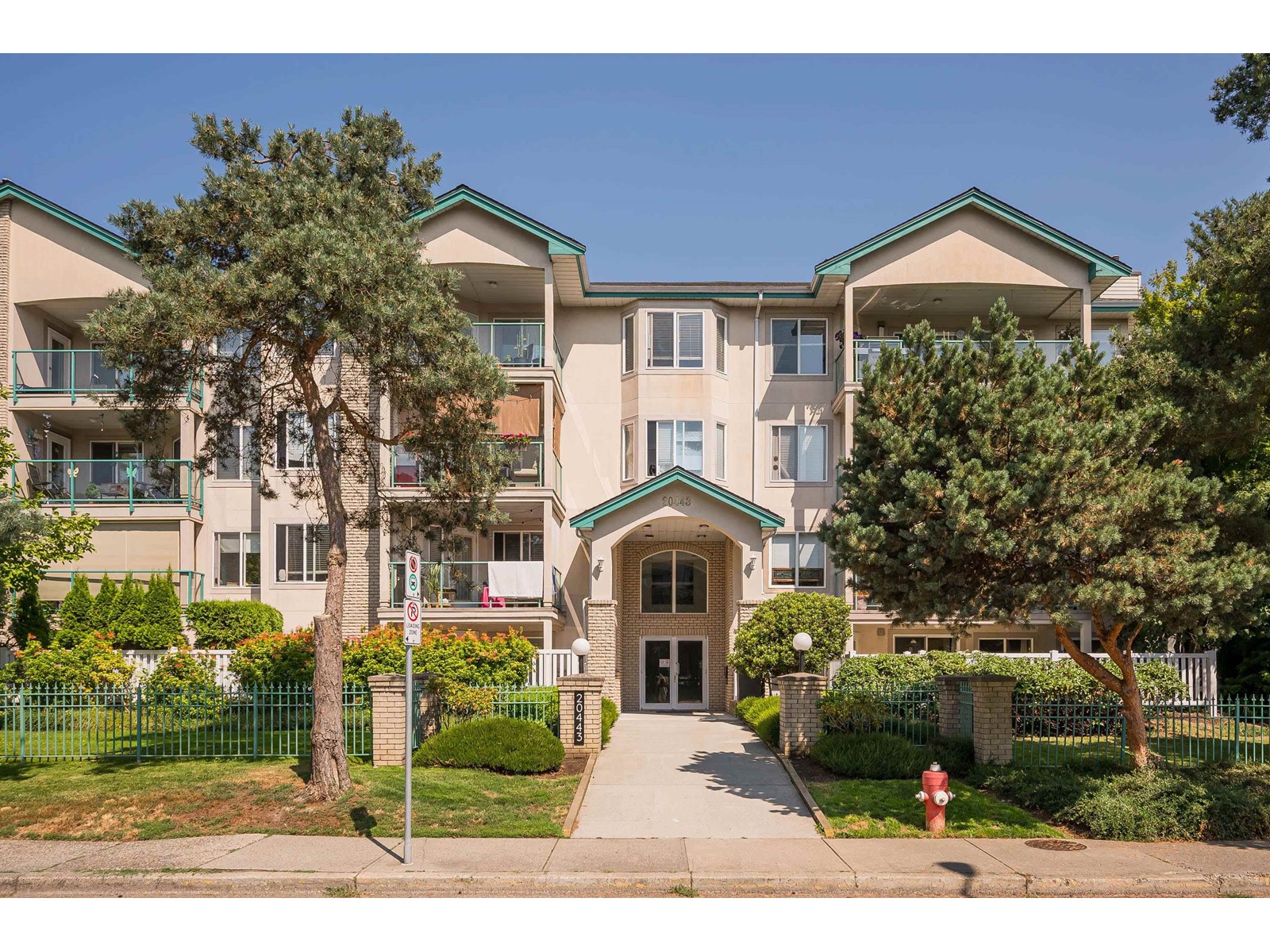 20443 53 Avenue Unit 409, Langley, BC V3A 7A6