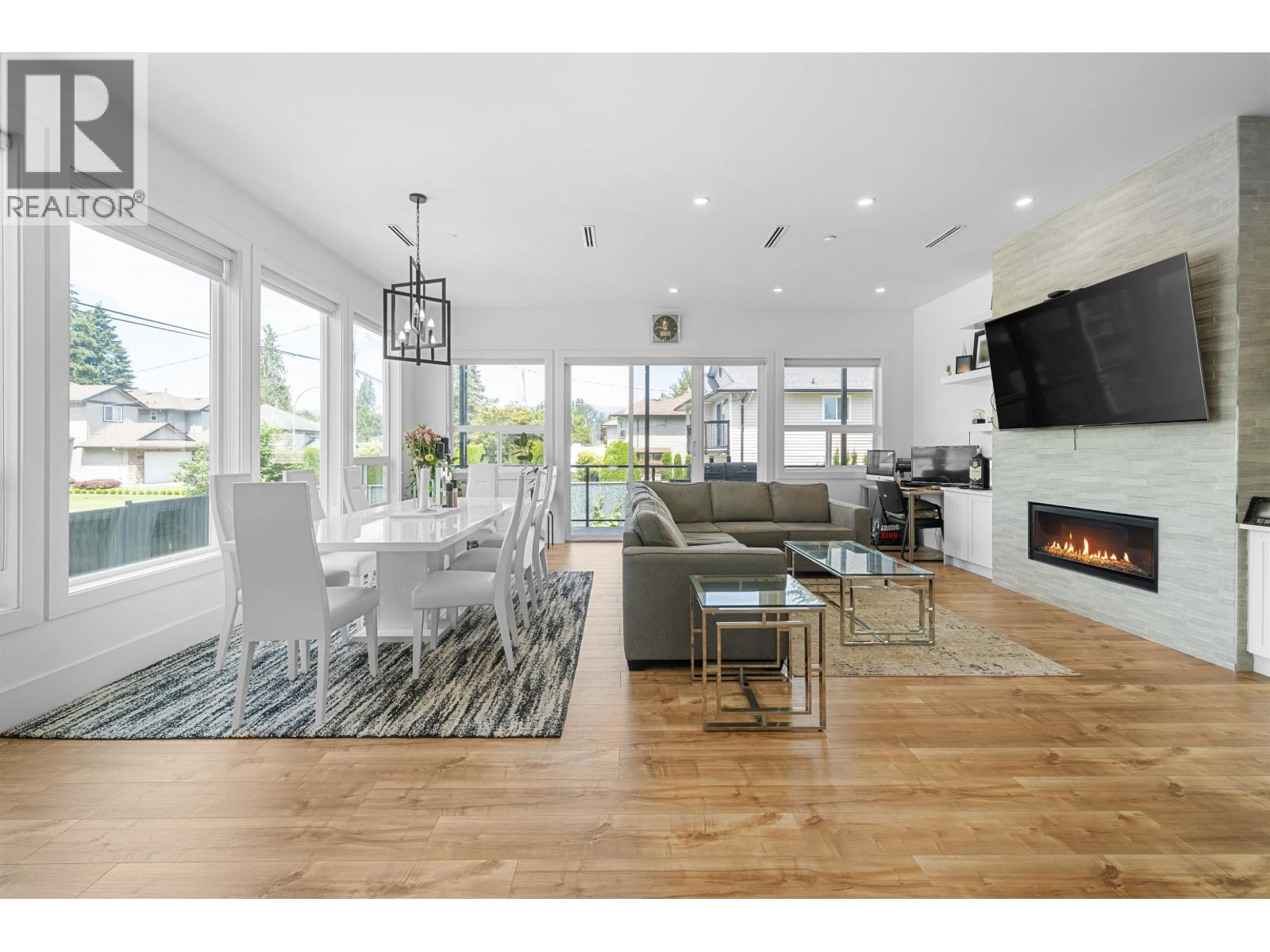 189 Street Unit 12310 #a, Pitt Meadows, BC V3Y 2H3